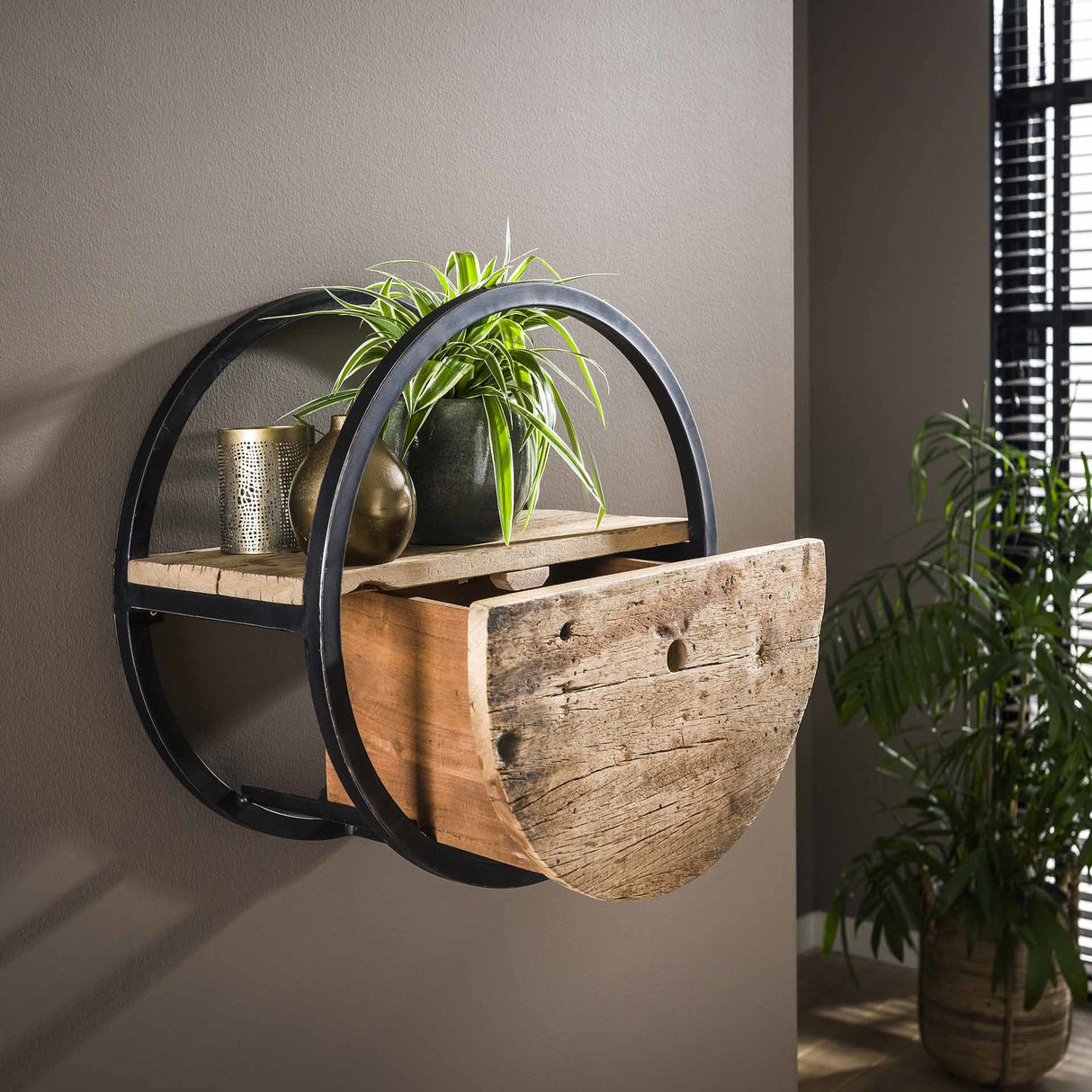 Mensola a muro Liv DH Interior Hardwood LxLxH 52x52x27 Hardwood Foto atmosferica vista frontale diagonale