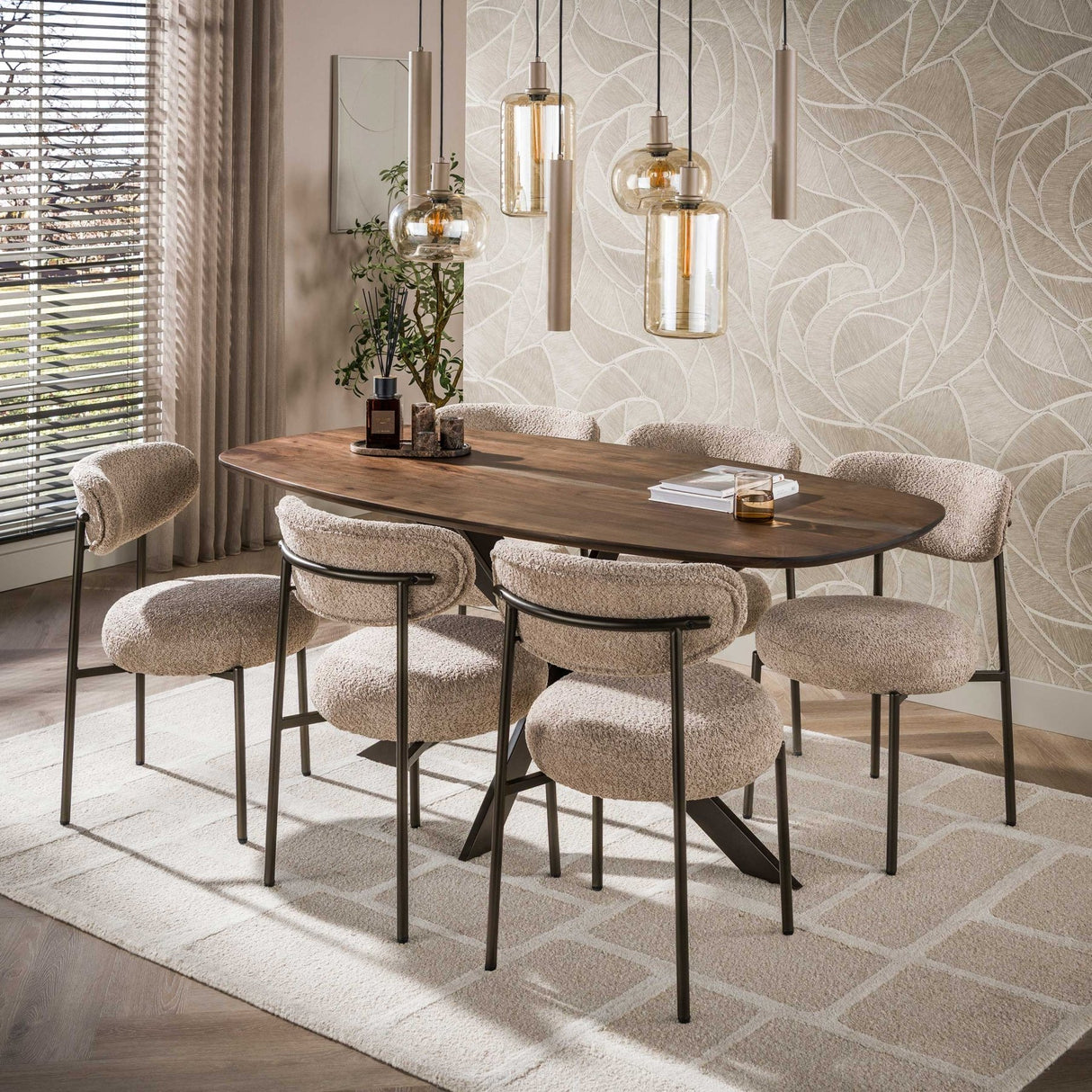 Eettafels - Deens ovale eettafel walnoot bruin massief acaciahout Tavon 180x95 cm - Dimehouse