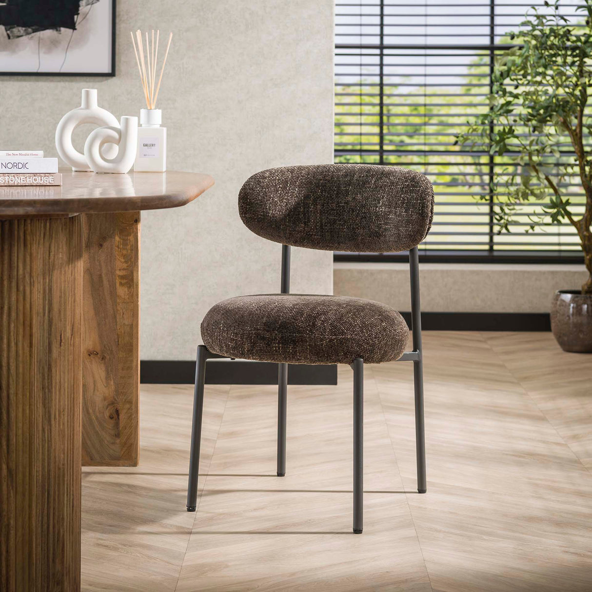 Eetkamerstoelen - Set van 2 eetkamerstoelen Aero Stof Bruin - Dimehouse