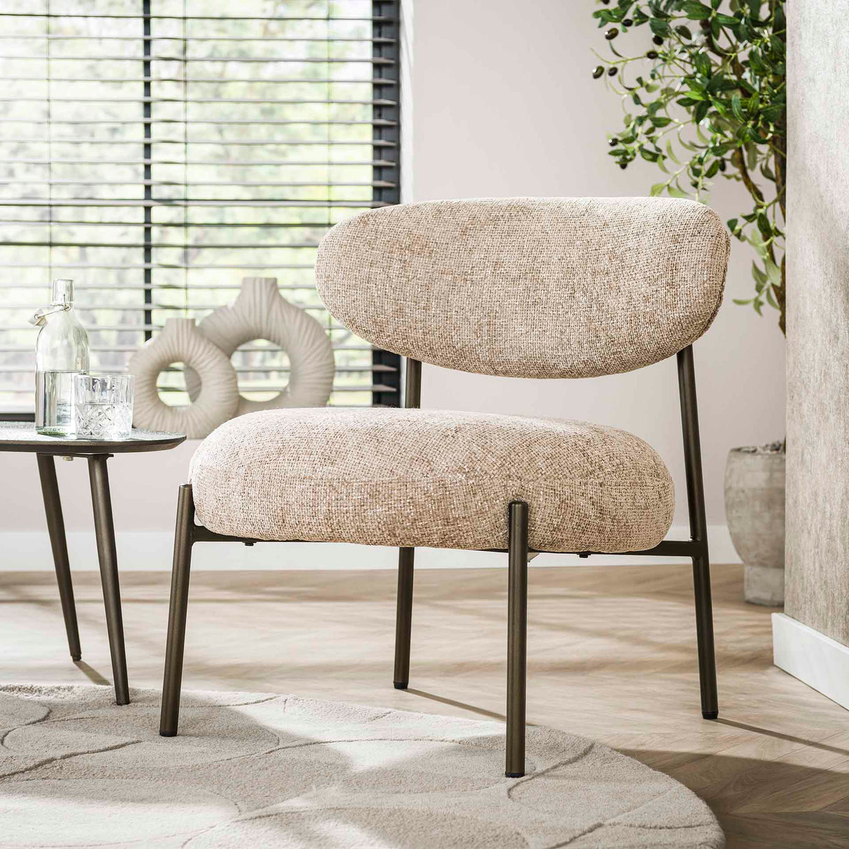 Fauteuils - Ronde Scandinavische fauteuil beige gemêleerde stof Nova - Dimehouse