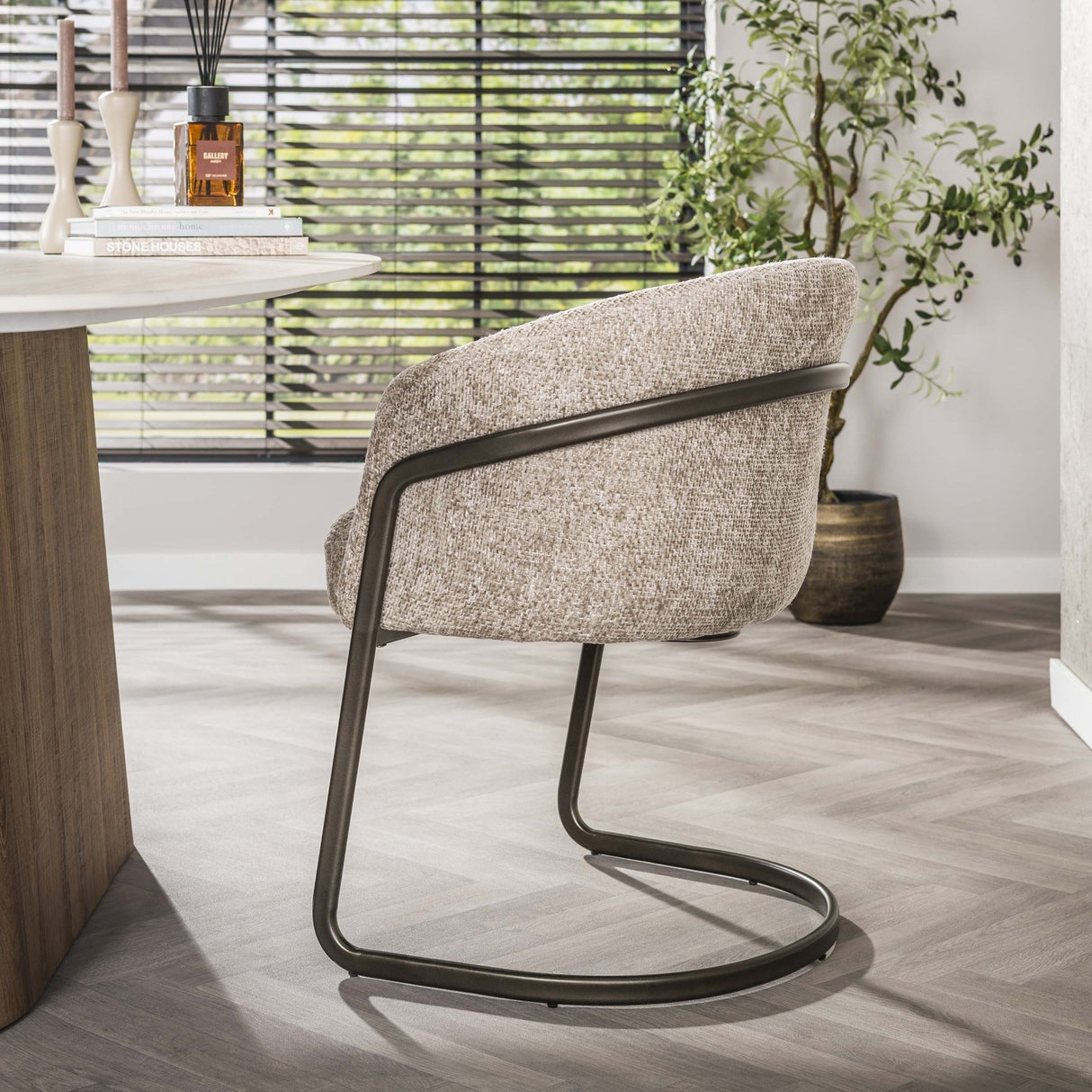 Set di 2 sedie da pranzo Reno Hoven in tessuto sabbia