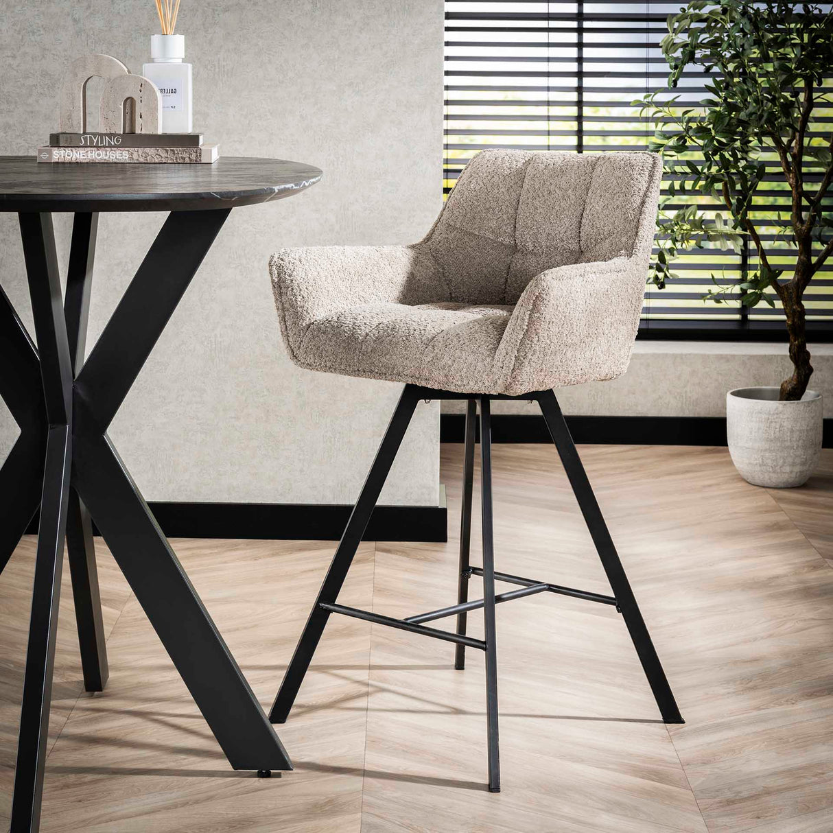 Set 2 Sgabelli Bar Lino Bouclé Sand Griglia Girevole