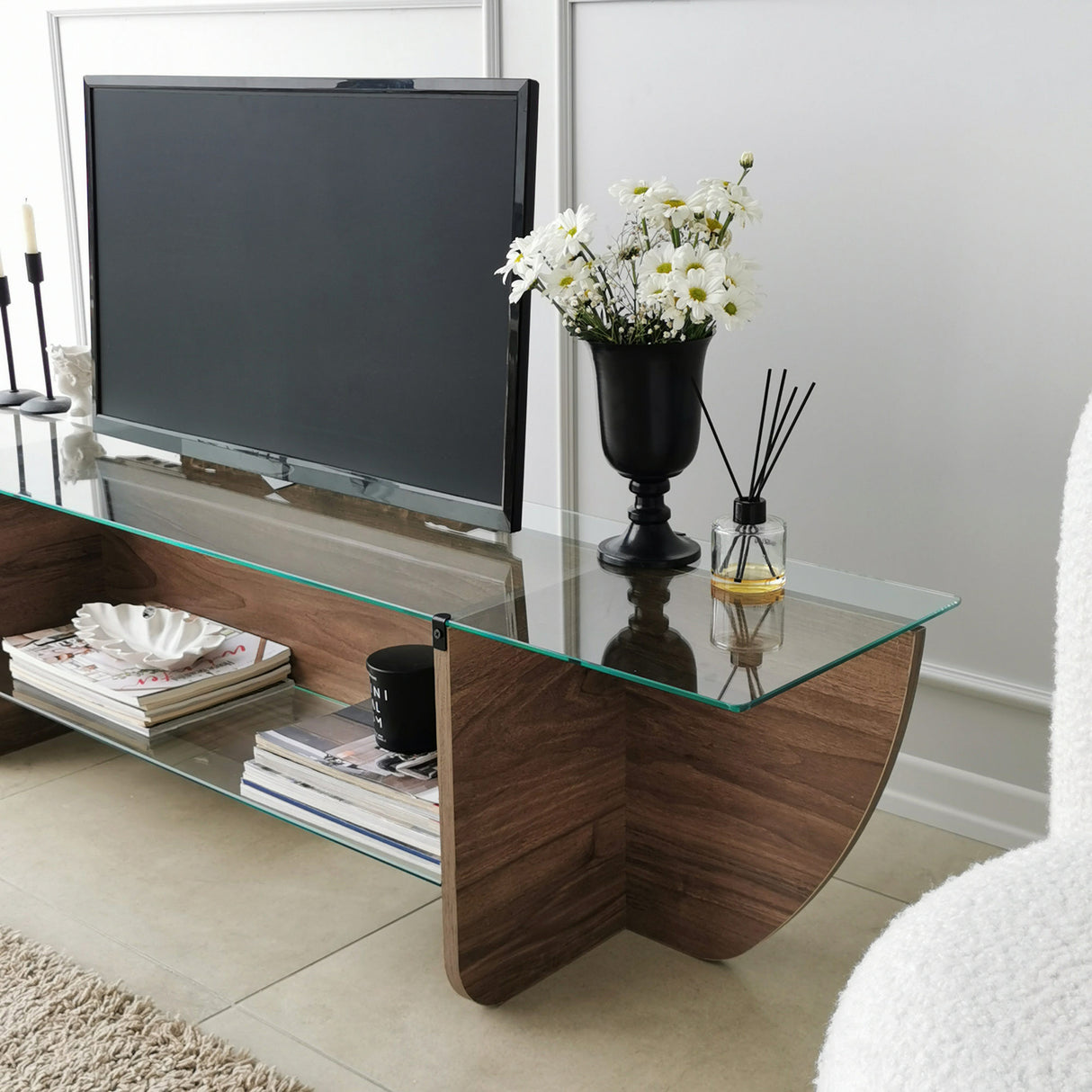 TV Meubels - TV Meubel Lily TV Walnoot Glas 158x40x35 cm - Dimehouse