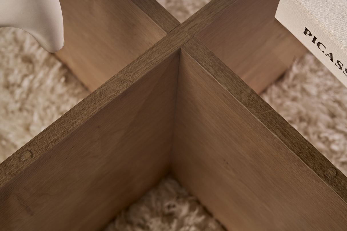 Tavolino rotondo Aris melaminico aspetto rovere e vetro fumé 75 cm