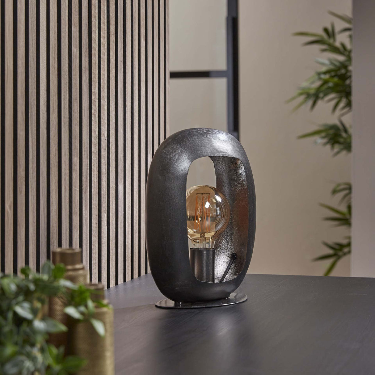Lampada da tavolo industriale Selma S Ovale Nichel Nero