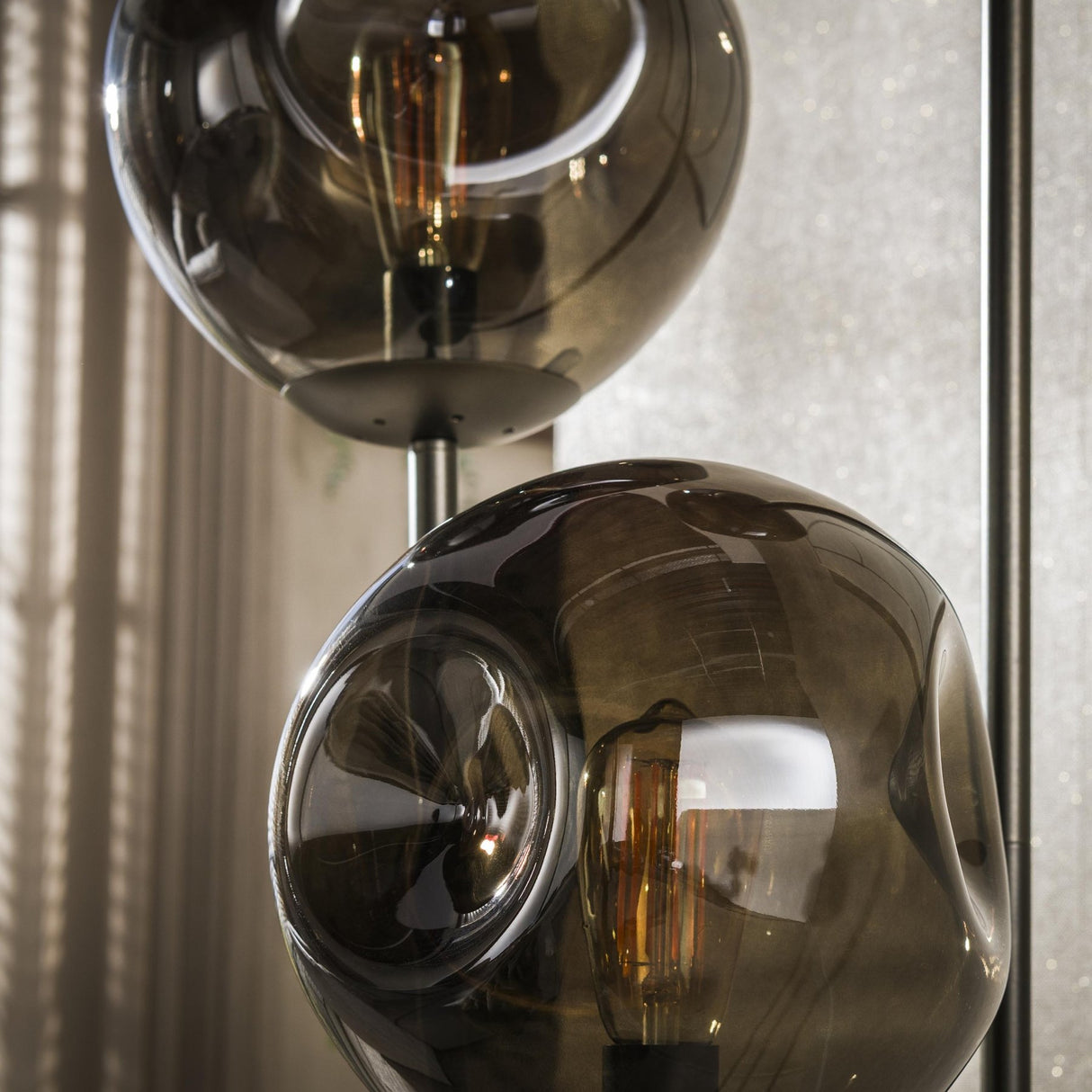 Vloerlamp Ada 3-lichts getrapt bruin glas