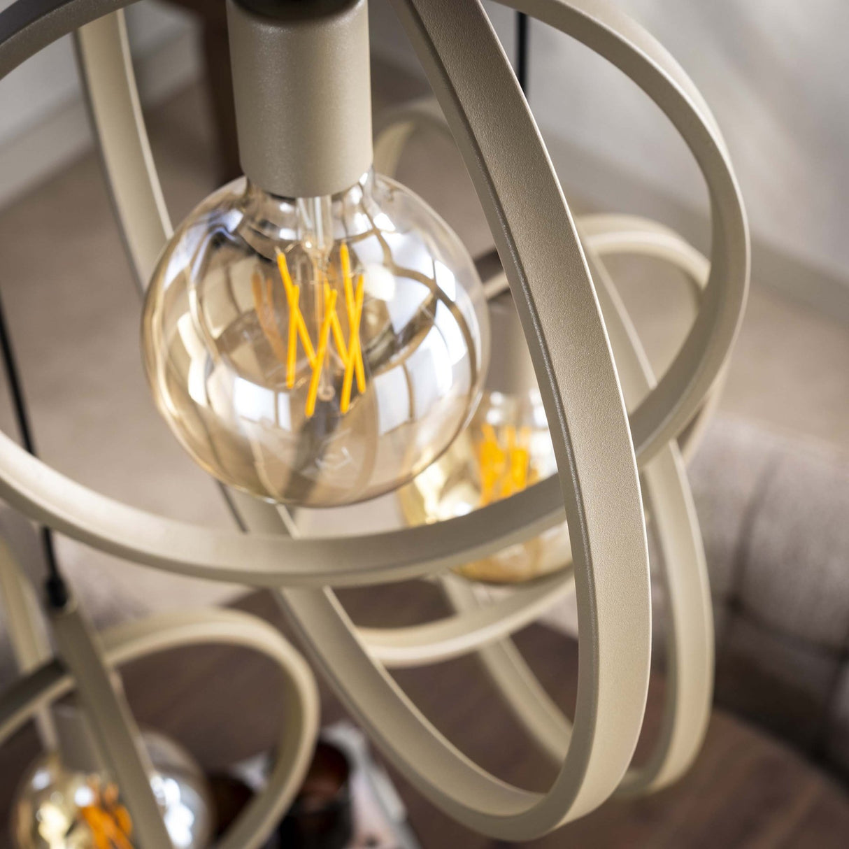 Lampadario Moderno Beige Otan a Sospensione a 3 Luci