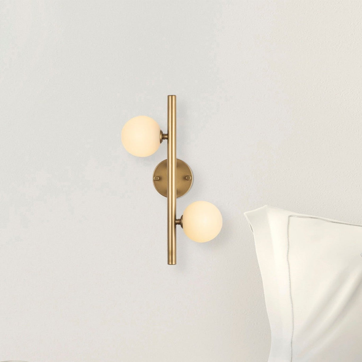 Lampada da parete in vetro dorato Helios