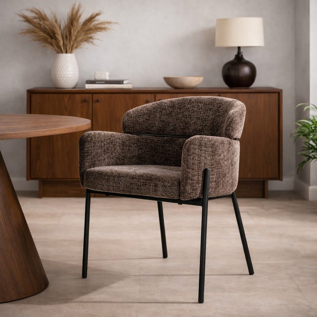 Sedia da pranzo Chenille Brown con schienale e braccioli rotondi - Lola