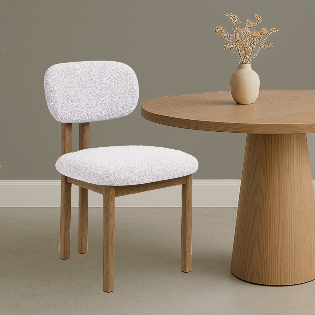 Eetkamerstoelen - Japandi Eetkamerstoel Miyo Bouclé Beige - Eikenlook Frame - Dimehouse