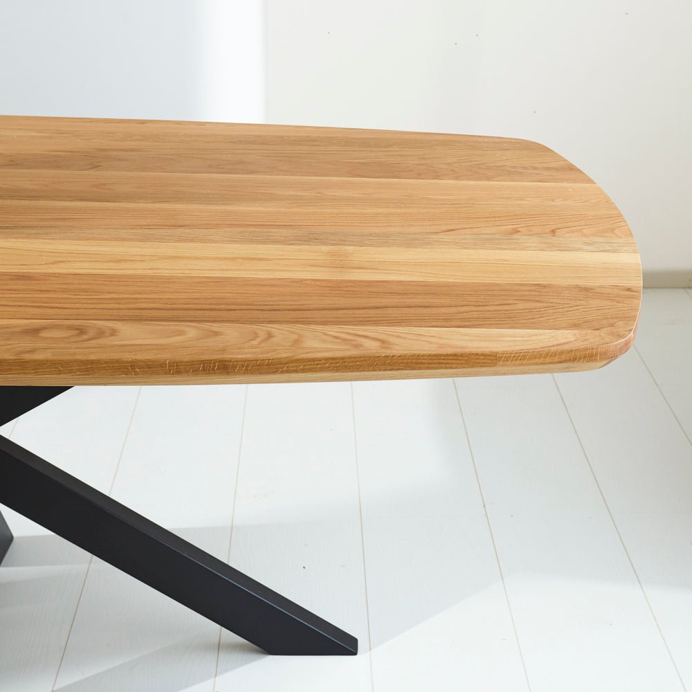 Eettafels - Eettafel Mikkel Eikenhout Deens Ovaal Matrix Frame Klein - Dimehouse
