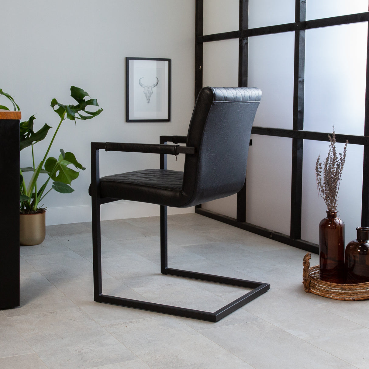 Sedia per sala da pranzo Ruben Dimehouse Nero LxPxH 71x59x58 Ecopelle Atmosferica foto diagonale vista posteriore