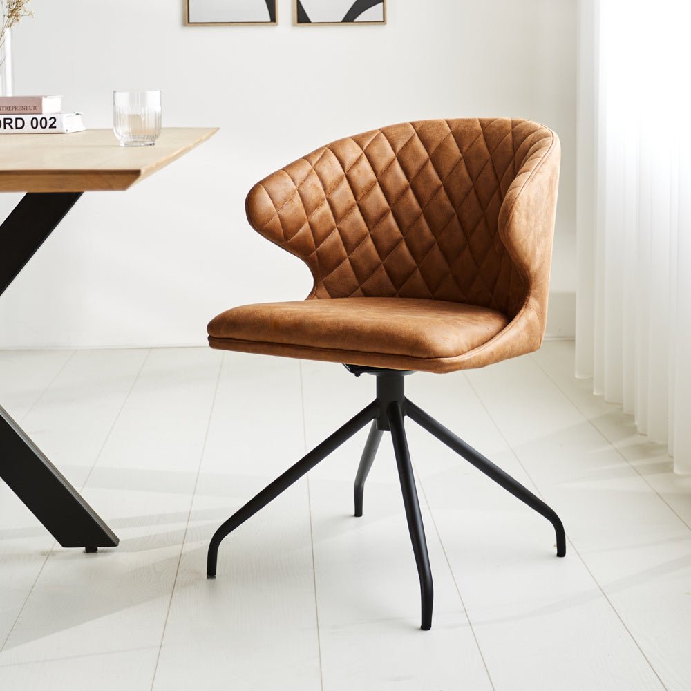 Sedia per sala da pranzo Eloi Dimehouse Cognac LxPxH 58x58x54 Tessuto Foto atmosferica diagonale vista frontale