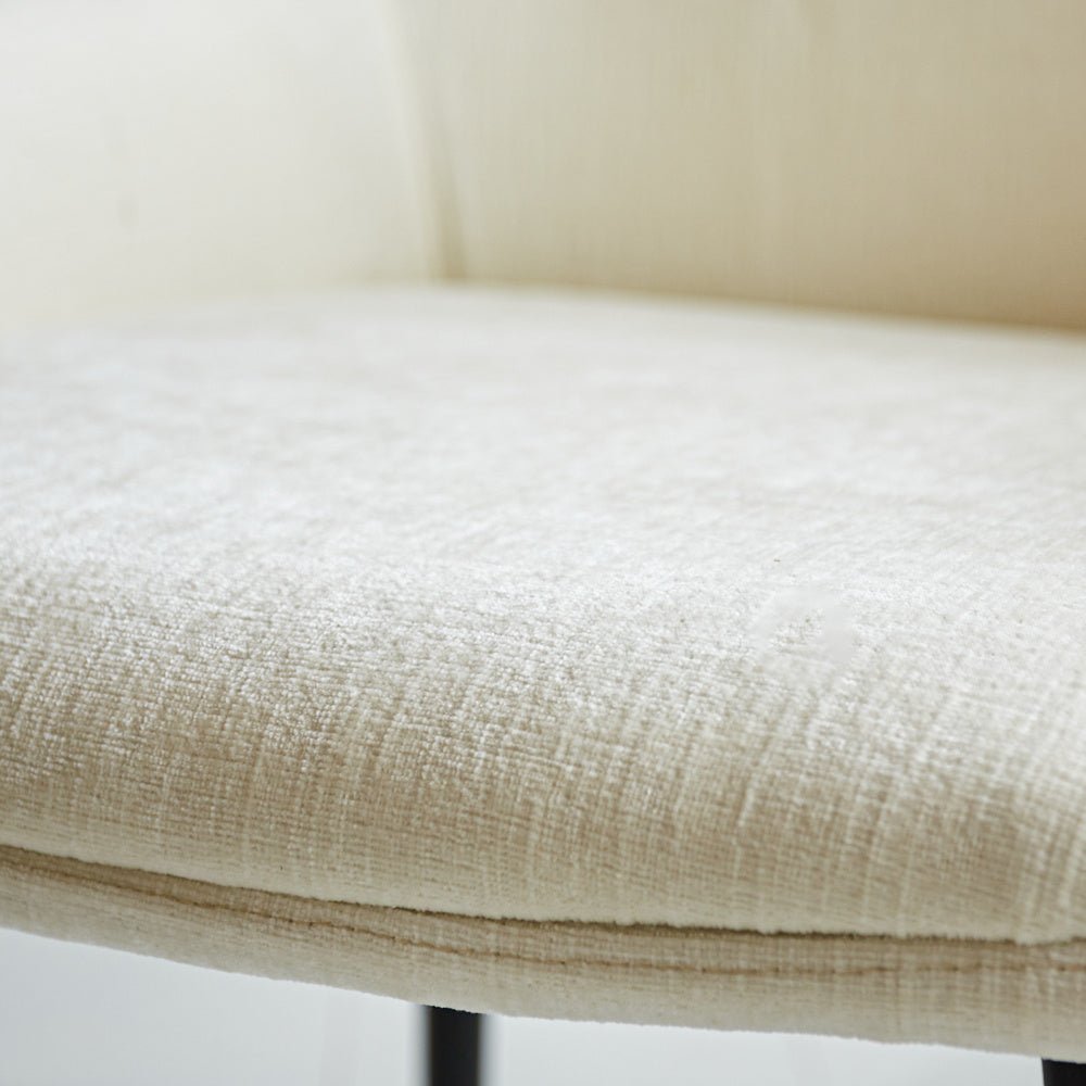 Sedia per sala da pranzo Elle Dimehouse Tessuto bianco LxPxH 64x61x56 Dettaglio fotografico atmosferico