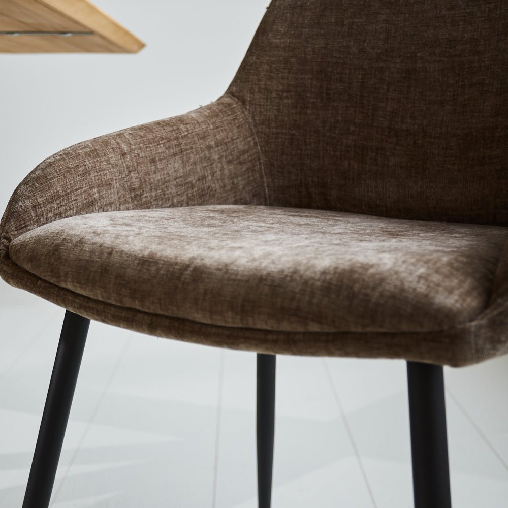 Sedia per sala da pranzo Elle Dimehouse Tortora LxPxH 64x61x56 Tessuto Foto di dettaglio atmosferico