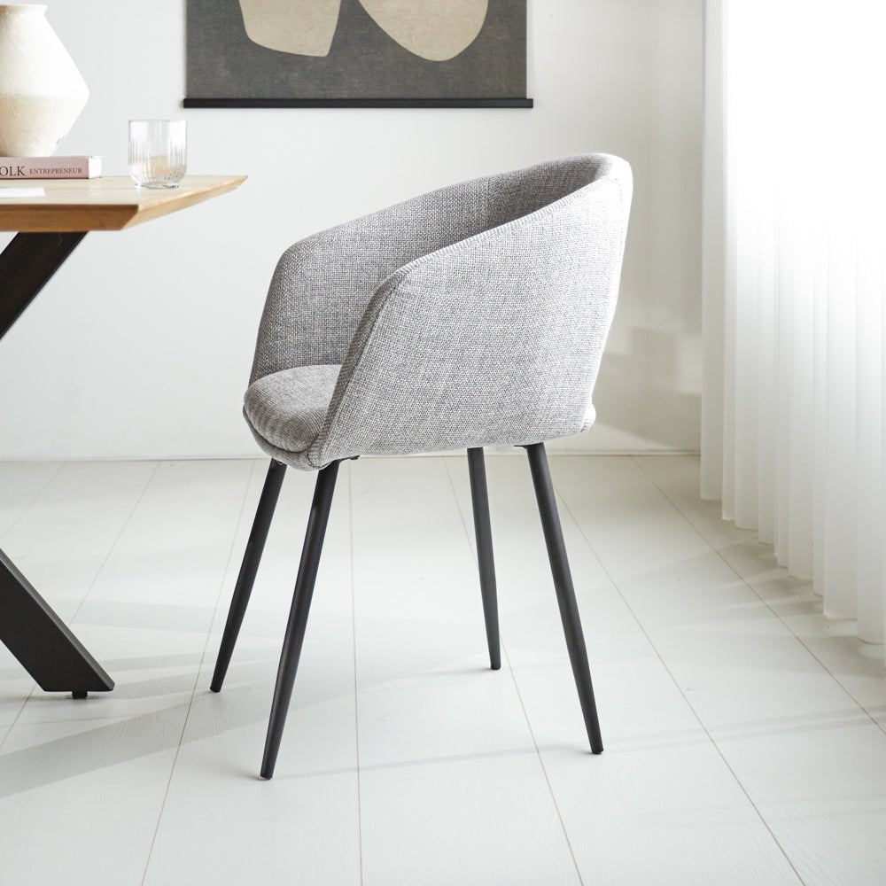 Sedia per sala da pranzo Don Dimehouse Grigio chiaro LxPxH 60x56x56 Tessuto Foto atmosferica vista laterale