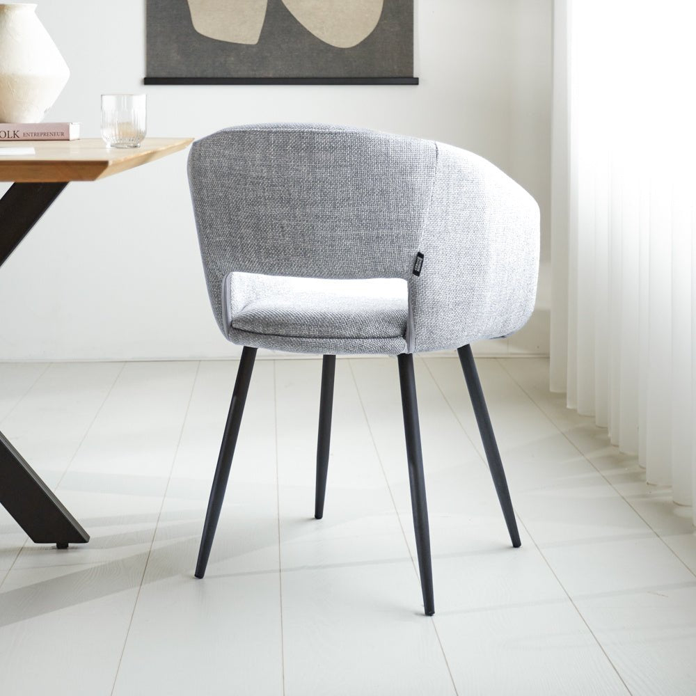 Sedia per sala da pranzo Don Dimehouse Grigio chiaro LxLxH 60x56x56 Tessuto Foto suggestiva vista diagonale dal retro