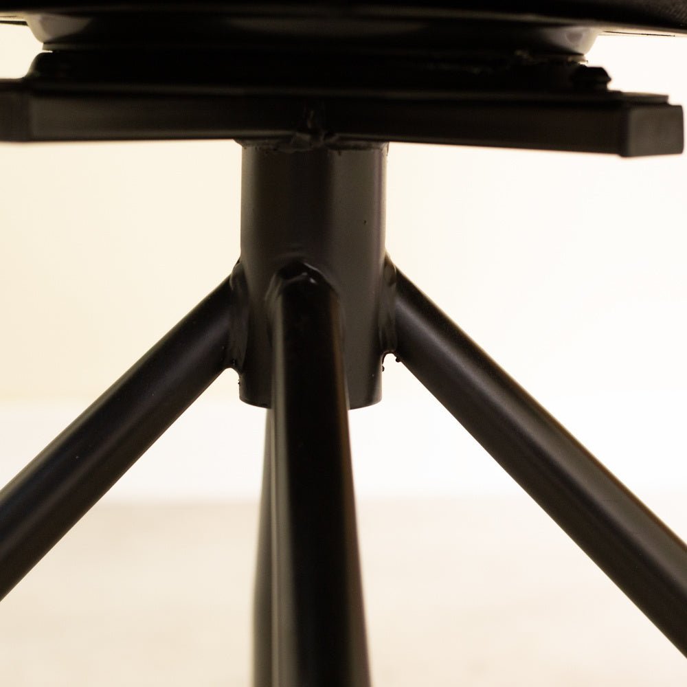 Sedia per sala da pranzo Novan in ciniglia Dimehouse Verde LxPxH 71x64x56 Tessuto Dettaglio fotografico atmosferico