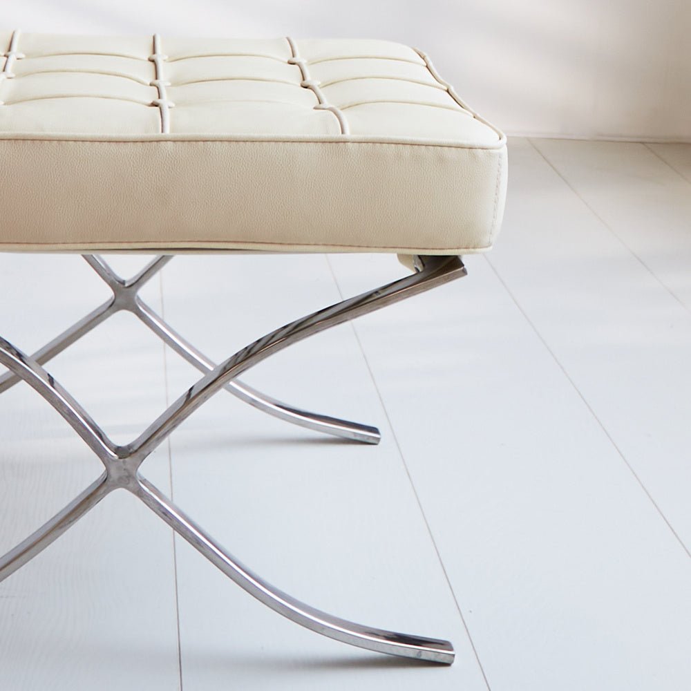 Poggiapiedi Expo Premium Dimehouse Crema LxPxH 63x62x36 Dettaglio foto Atmosfera Pelle
