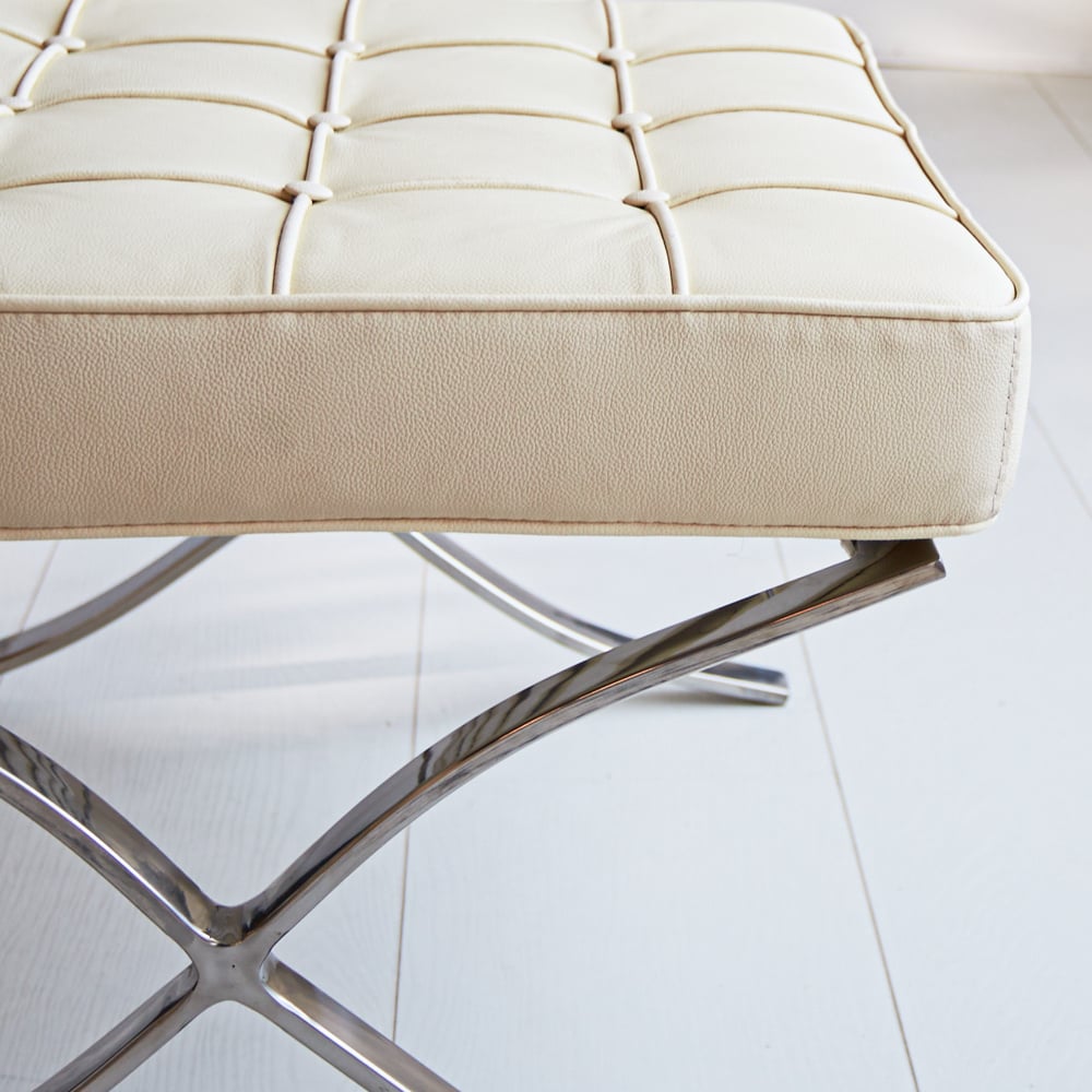 Poggiapiedi Expo Premium Dimehouse Crema LxPxH 63x62x36 Dettaglio foto Atmosfera Pelle