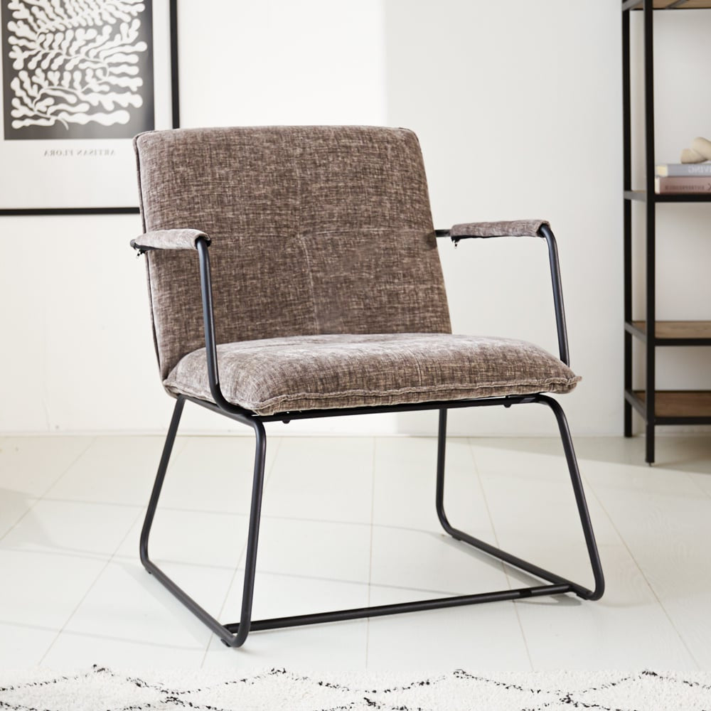 Poltroncina Hailey in ciniglia Dimehouse Grigio LxPxH 66x64x37 Tessuto Foto atmosferica vista frontale diagonale