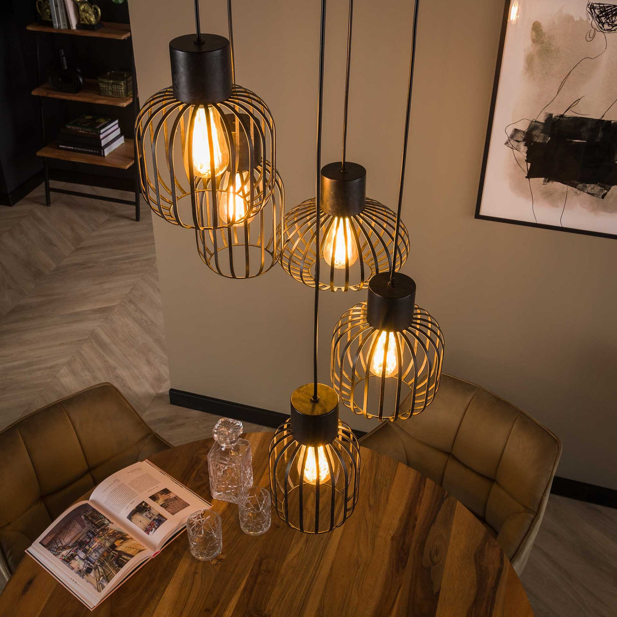 Lampada a sospensione Hannes DH Interior Carbone LxLxA 51x51x19 Metallo Foto atmosferica vista frontale diagonale