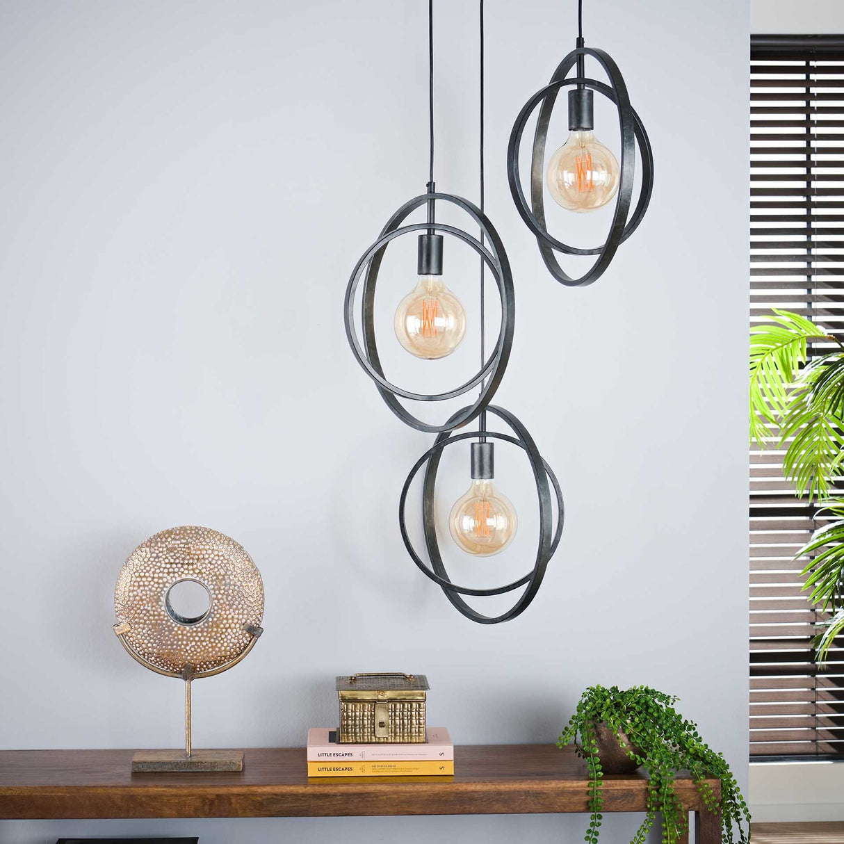 Lampada a sospensione Otan DH Interior Carbone LxPxA 48x46x45 Metallo Foto atmosferica vista frontale diagonale
