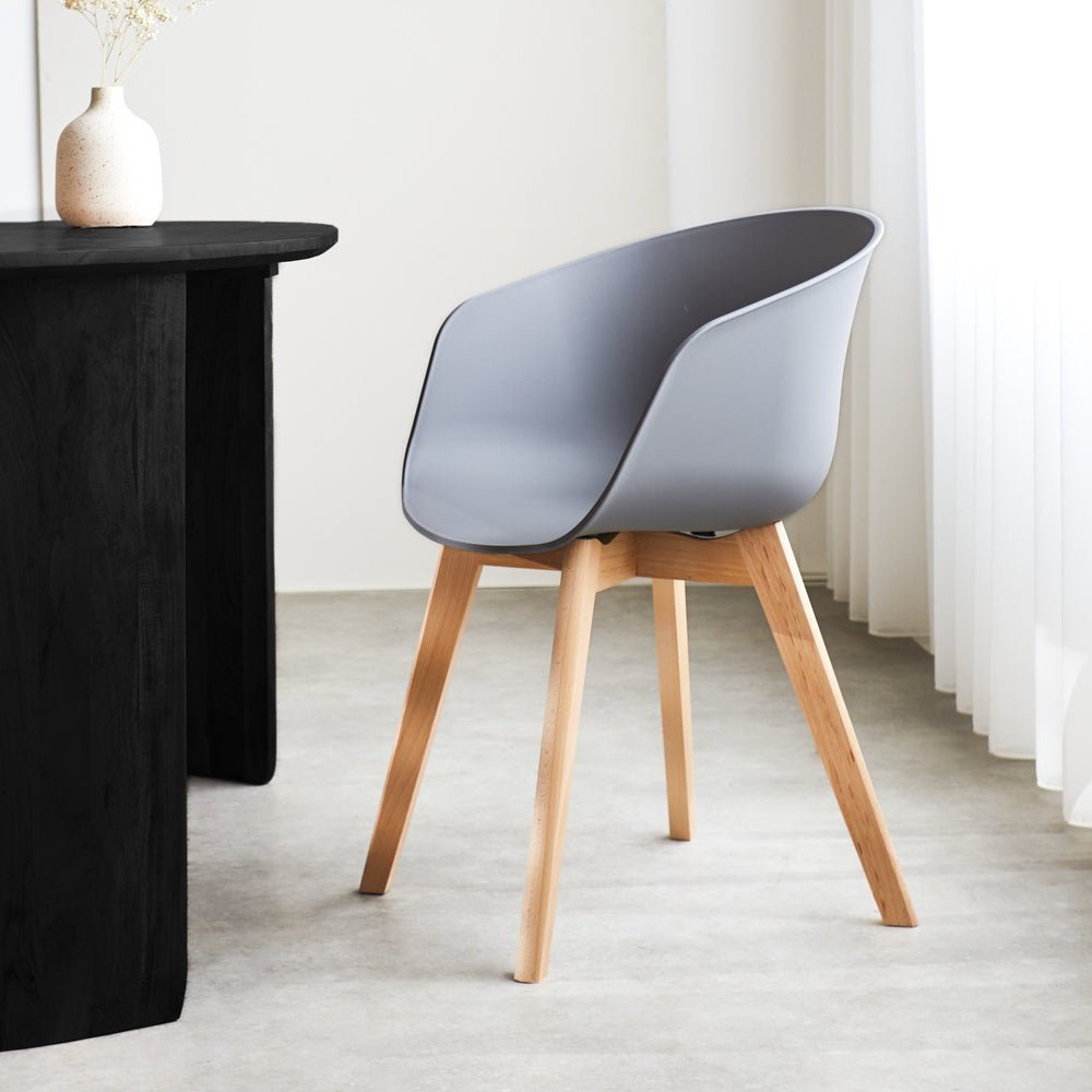 Sedia per sala da pranzo Herning Dimehouse Grigio LxPxA 68x60x51 Plastica Foto atmosferica vista laterale