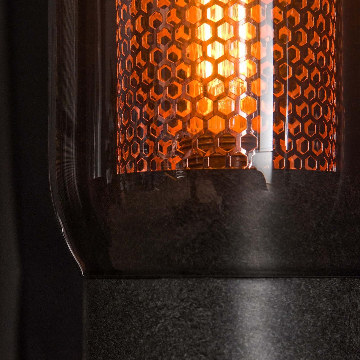 Lampada da tavolo Hilda DH Interior Nero LxLxH 46x38x21 Metallo Atmosfera foto dettaglio
