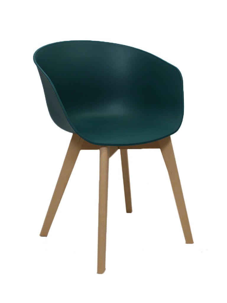 Sedia per sala da pranzo Herning Dimehouse Verde LxPxH 68x60x51 Plastica Foto bianca vista frontale diagonale