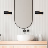 Lampada da parete in metallo nero Nebula