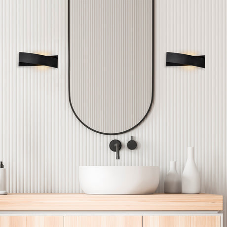 Lampada da parete in metallo nero Nebula