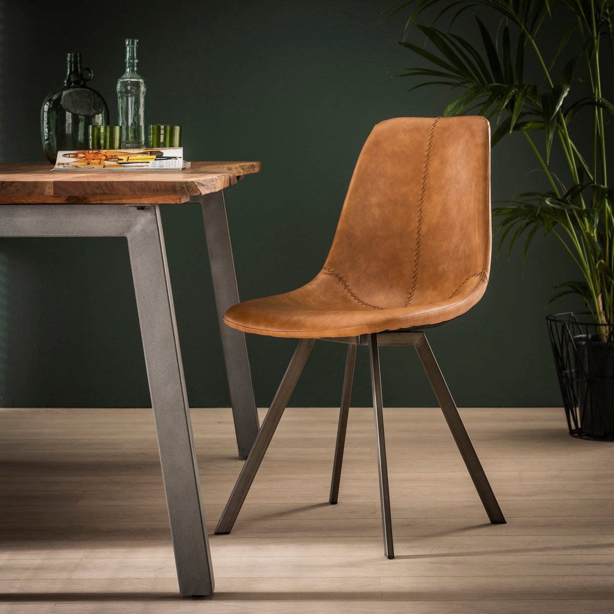 Eetkamerstoelen - Set van 4 Eetkamerstoelen Siena Saddle PU bruin - Dimehouse