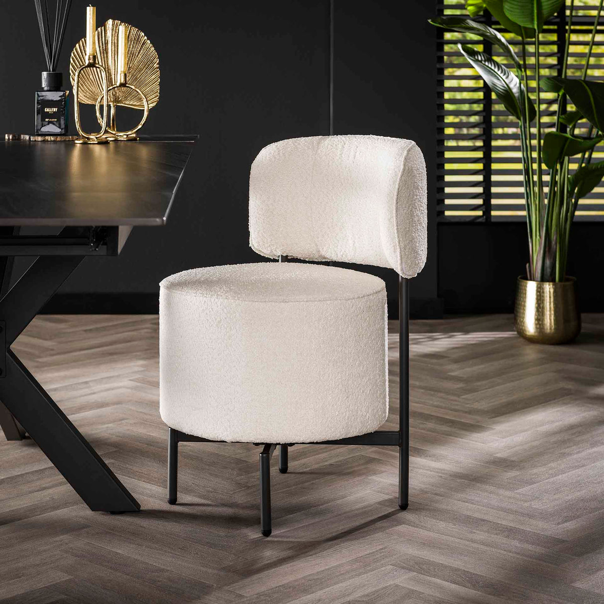 Eetkamerstoelen - Set van 2 eetkamerstoelen Dante Bouclé wit draaibaar - Dimehouse