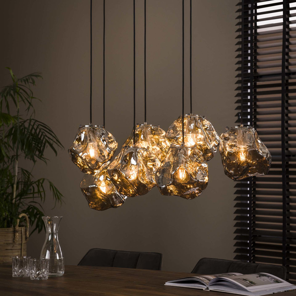 Lampada a sospensione Rocks DH Interior Cromato LxLxH 104x55x36 Vetro Foto atmosferica vista frontale diagonale