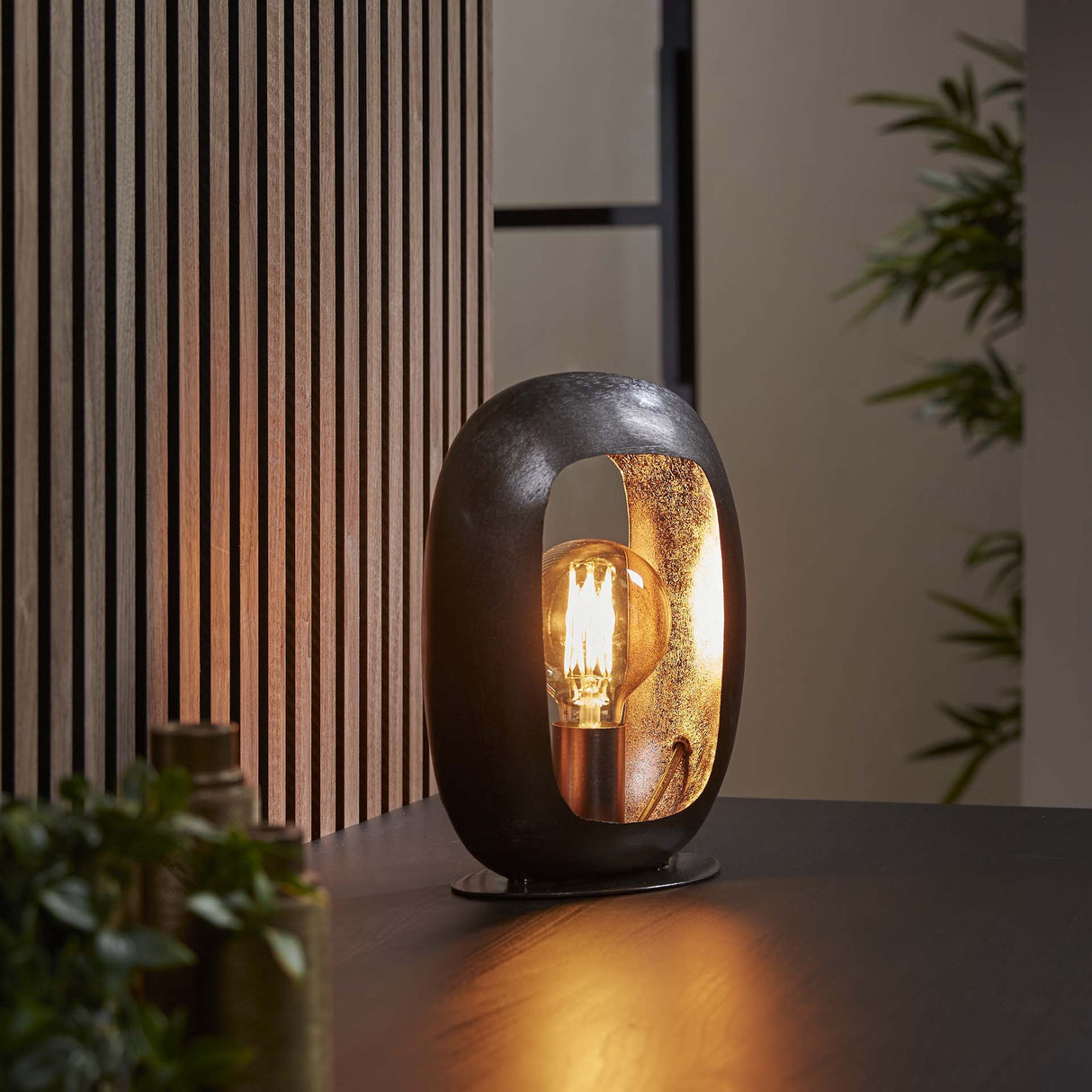 Lampada da tavolo industriale Selma S Ovale Nichel Nero