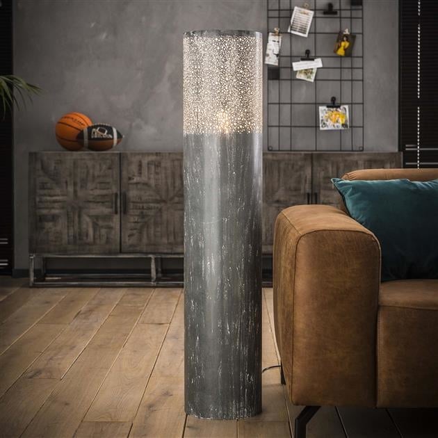 Lampada da terra Eleanor Metal DH Interior Grigio LxPxH 127x29x29 Metallo Foto atmosferica vista frontale diagonale