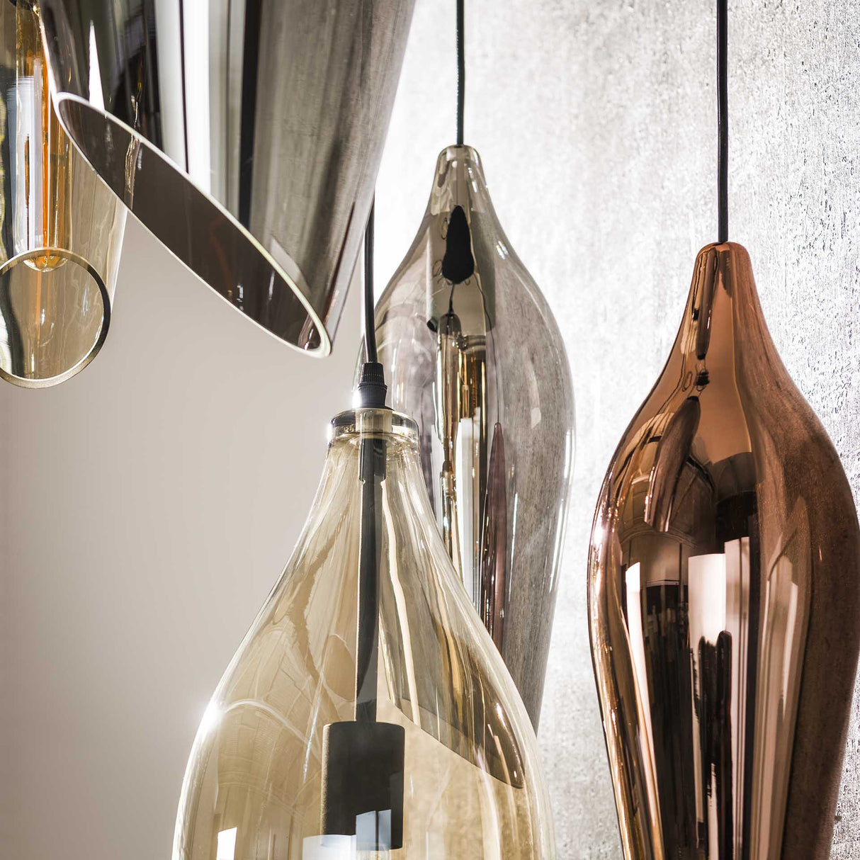 Lampada a sospensione moderna Coco a gradini in vetro colorato a 5 luci