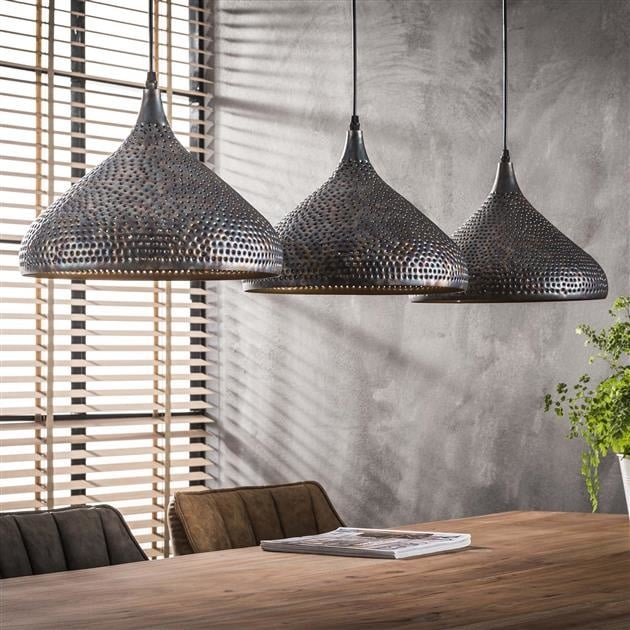 Lampada a sospensione Aya 3 Funnel DH Interior Marrone LxLxH 114x40x31 Marrone nero Foto ambientale vista frontale diagonale