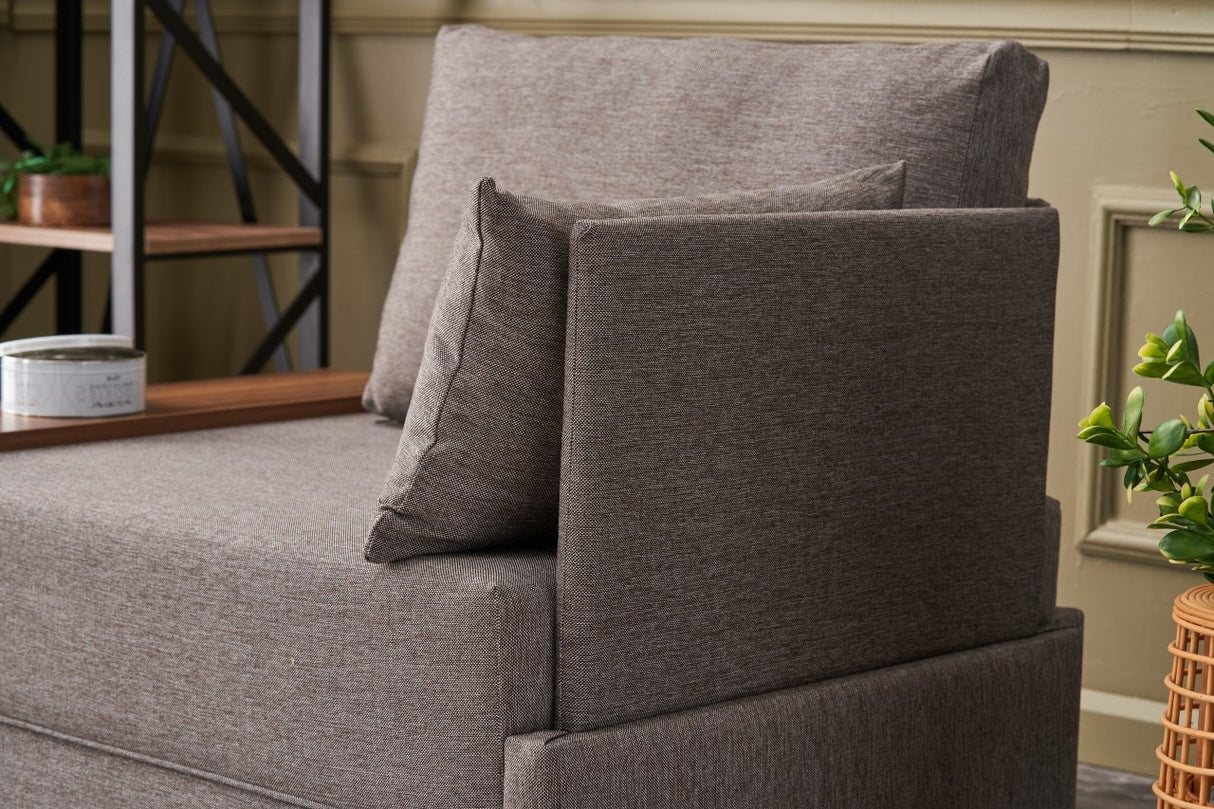 Poltroncina Moderna In Tessuto Marrone Fly - Destra - Con Tavolino In Legno