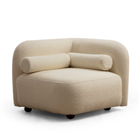 Poltrona Japandi beige bouclé con gamba Victoria in noce