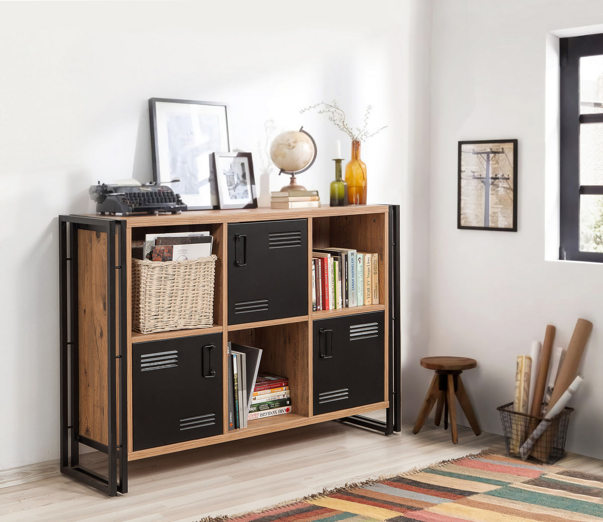 Boekenkasten - Boekenkast Cosmo Atlantisch Dennenhout Zwart Melamine 126x89x35 cm - Dimehouse