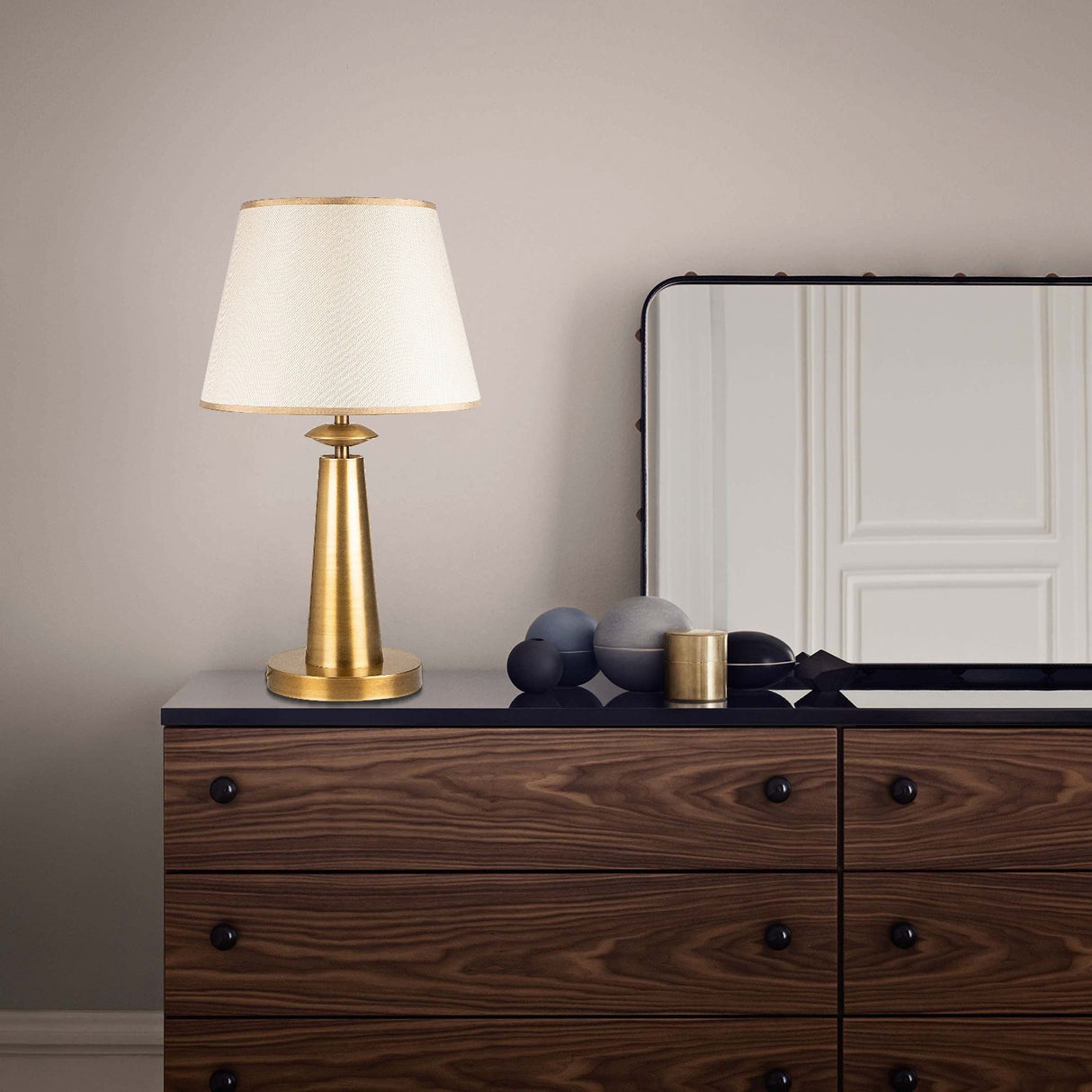 Lampada da tavolo in tessuto color rame Arboria