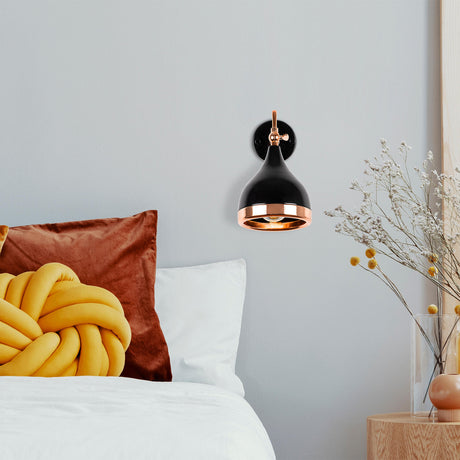 Lampada da parete in metallo con impugnatura in rame nero