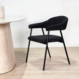 Meubelsets - Complete Meubelset: Lea Eettafel Sintered Stone Marmerlook Travertine - Walnoot Frame + 4x Lisa Eetkamerstoelen Bouclé Zwart - Dimehouse