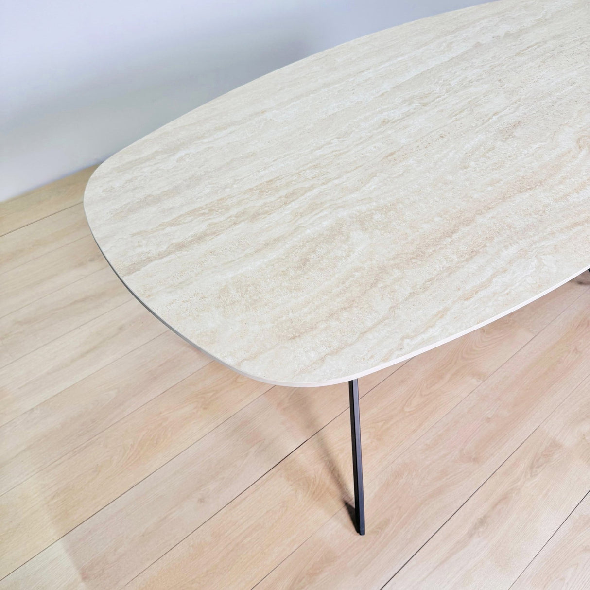 Eettafels - Eettafel Jimi Deens Ovaal Keramiek Travertinlook 180 cm - Dimehouse