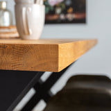 Eettafels - Industriële Eettafel Eikenhout X - poot Zwart Rover - Dimehouse