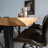Eettafels - Eettafel Revi Eikenhout - Boomstamvorm - Zwarte U - poot - Dimehouse
