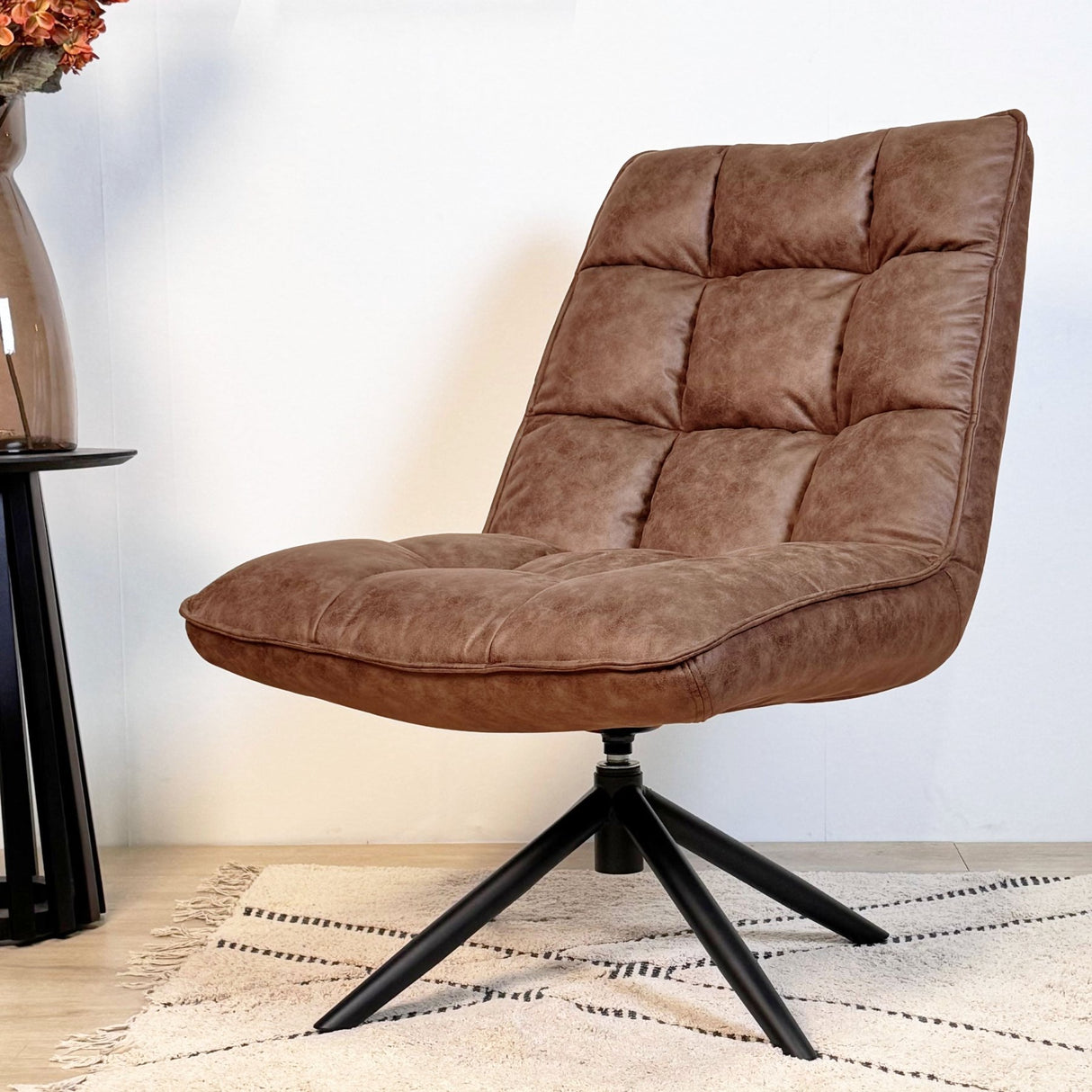 Fauteuils - Industriële draaifauteuil cognac eco - leer 360° draaibaar Yuki - Dimehouse