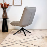 Fauteuils - Scandinavische draaifauteuil taupe bouclé stof 360° draaibaar Yuki - Dimehouse